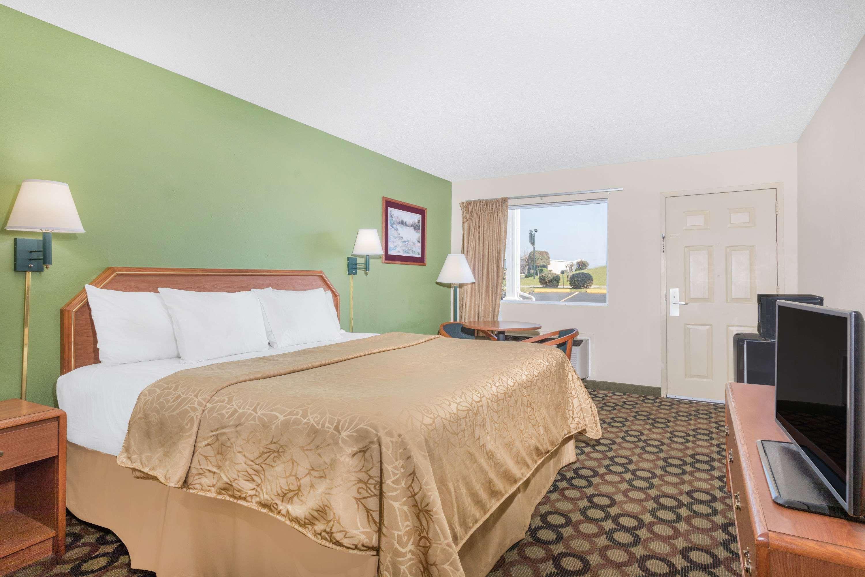 Economy Inn By Oyo Ashburn Esterno foto