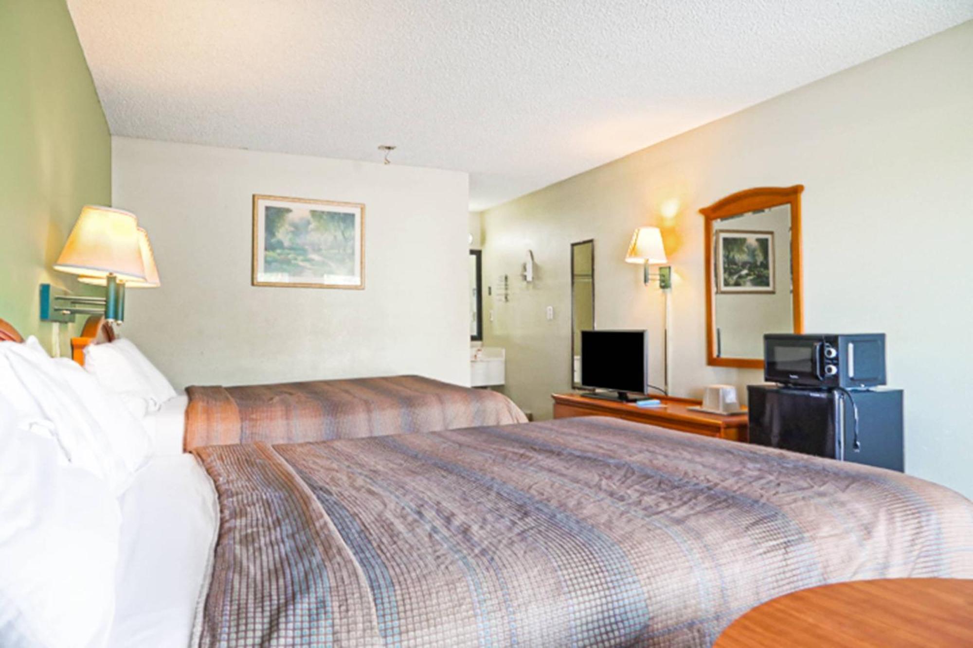 Economy Inn By Oyo Ashburn Esterno foto