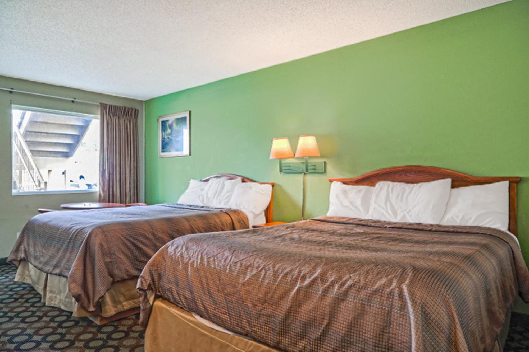 Economy Inn By Oyo Ashburn Esterno foto